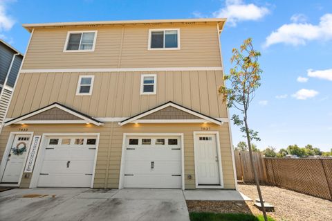 Photo of 7837 Jacqueline Way, White City, OR 97503 (MLS # 220217359)