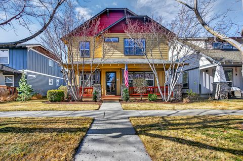 Photo of 62661 Hawkview Road, Bend, OR 97701 (MLS # 220215072)