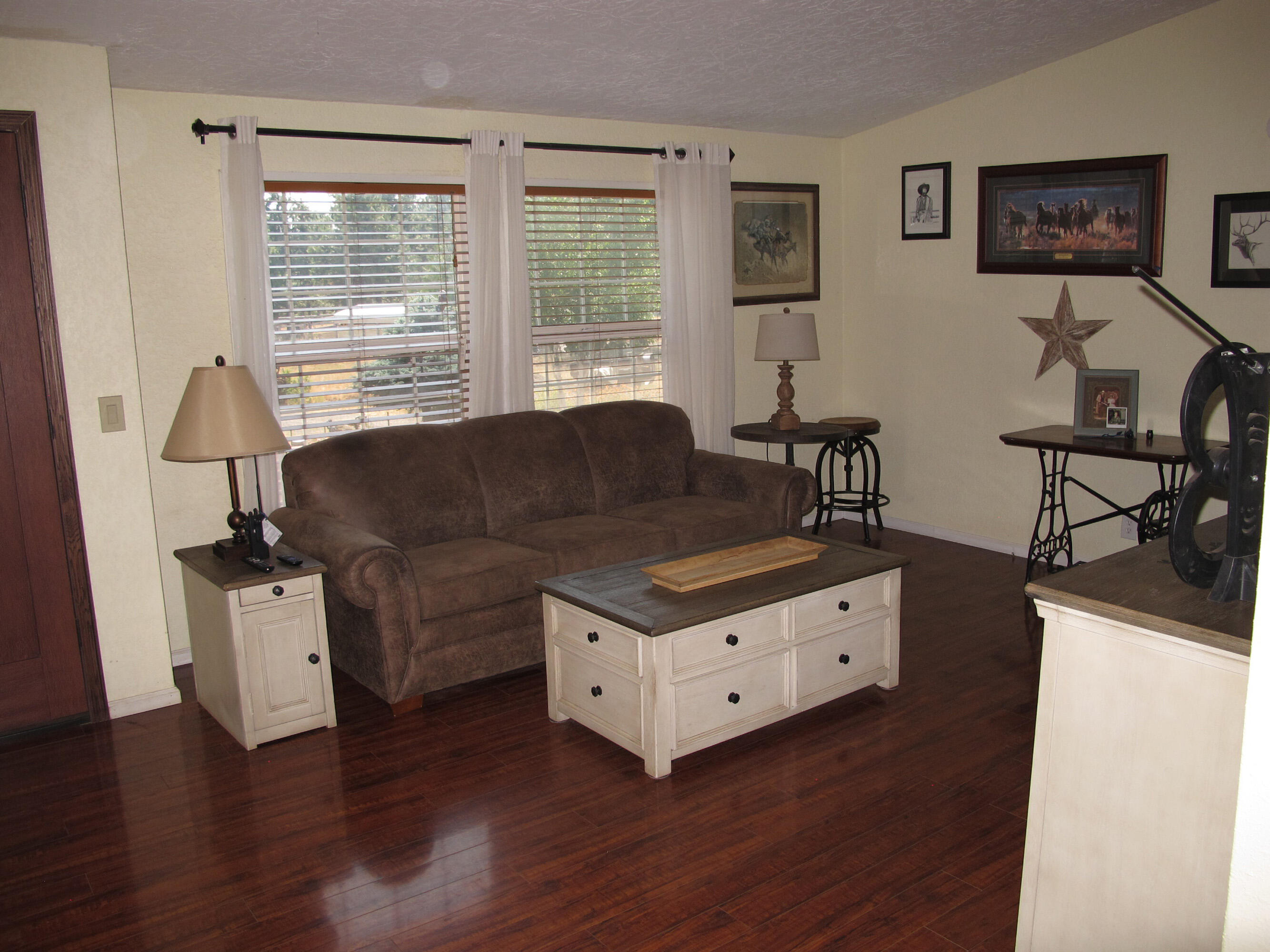 Round Lake Estates - Residential