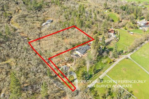 2083 Knowles Road Medford OR 97501