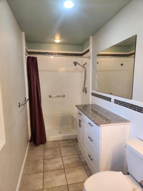 Tiny photo for 402 Emerald Circle, Medford, OR 97501 (MLS # 220213238)