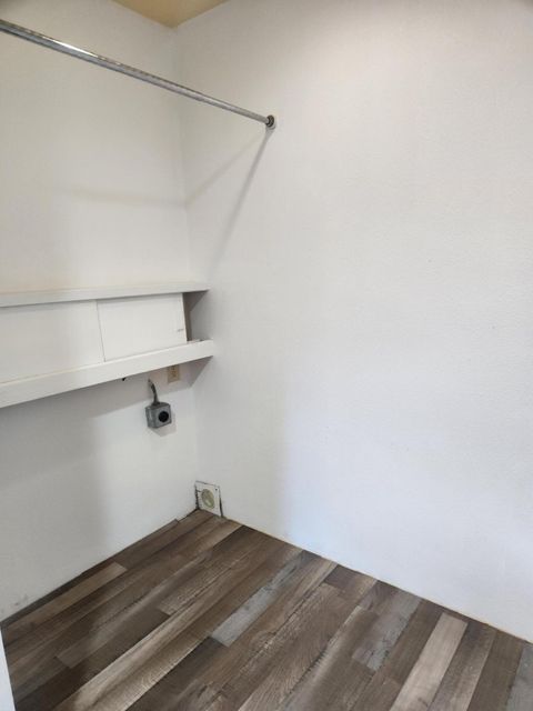 Tiny photo for 402 Emerald Circle, Medford, OR 97501 (MLS # 220213238)