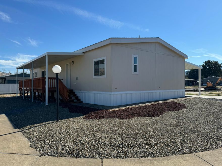 Brand New Home in the 55+ Greernway Village Park.. Beautiful open floor plan, living room, family room, split floor plan, kitchen island, walk in closets and huge soaking tub! Home will also included Heat Pump..
Make your appointment today!!