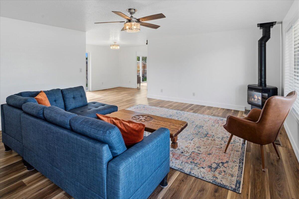 1650 SW 16th Street