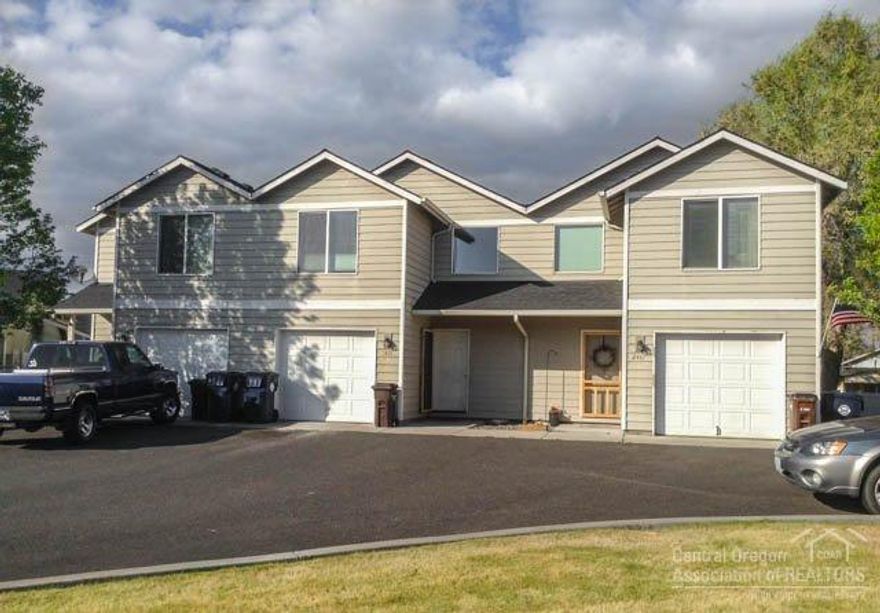 Low Maintenance Triplex in beautiful Redmond OR. Great investment opportunity - growing family community, Central Oregon's largest airport is here, and Redmond is quickly developing. Each unit has 2bed, 2.5bath, den, W/D area, open kitchens, gas FP, patios, and more. Ask your agent for financials.