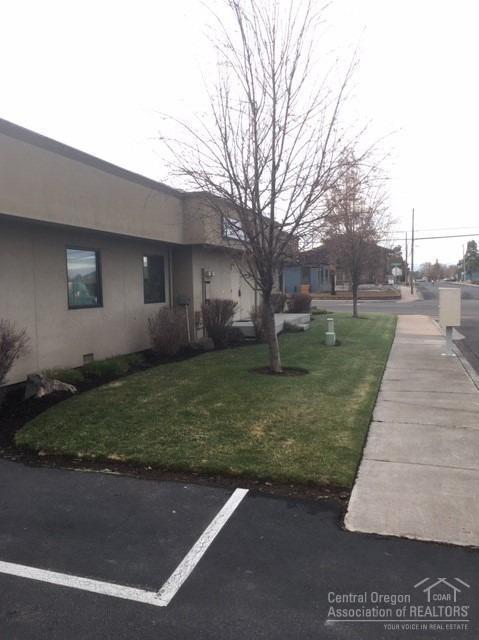 ParkwayA - Commercial Sale