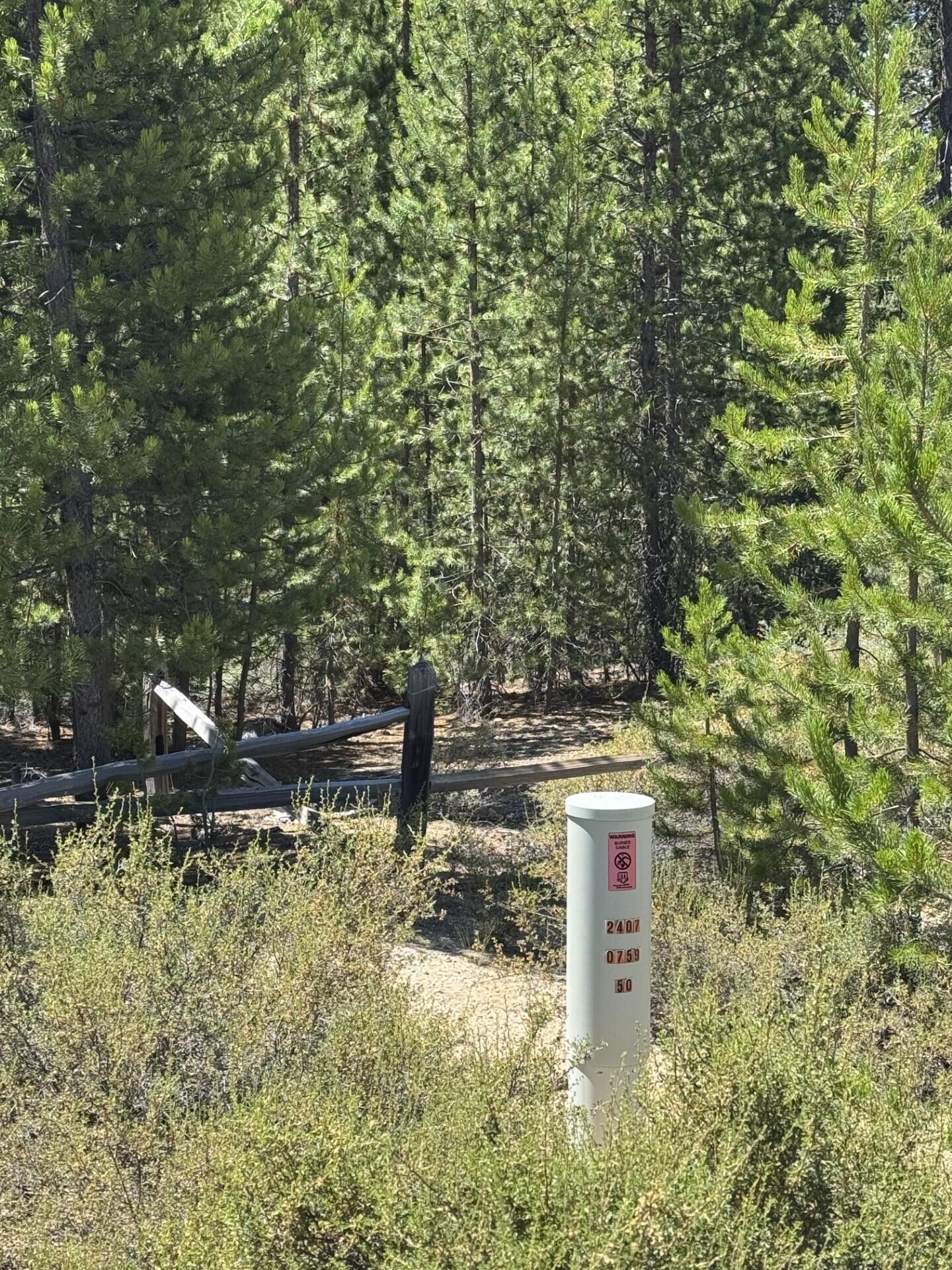 Diamond Peaks - Land