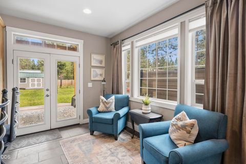 Tiny photo for 17169 Kingsburg Road, Bend, OR 97707 (MLS # 220224282)