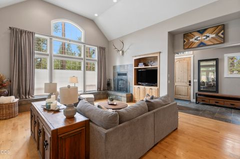Tiny photo for 17169 Kingsburg Road, Bend, OR 97707 (MLS # 220224282)