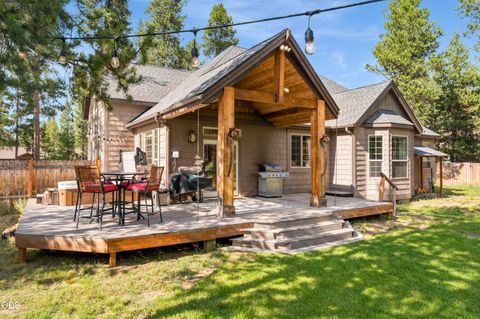 Tiny photo for 17169 Kingsburg Road, Bend, OR 97707 (MLS # 220224282)