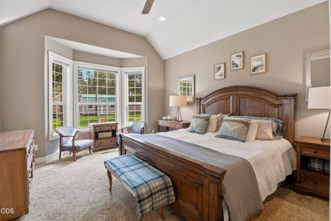 Tiny photo for 17169 Kingsburg Road, Bend, OR 97707 (MLS # 220224282)