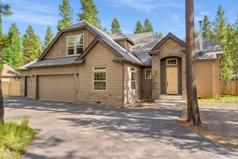 Tiny photo for 17169 Kingsburg Road, Bend, OR 97707 (MLS # 220224282)