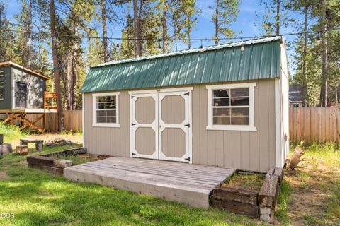 Tiny photo for 17169 Kingsburg Road, Bend, OR 97707 (MLS # 220224282)