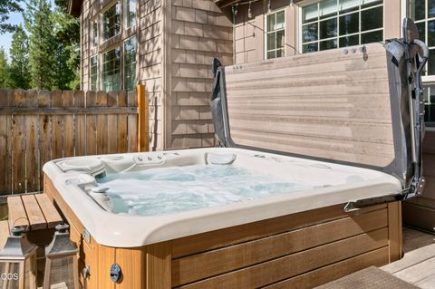 Tiny photo for 17169 Kingsburg Road, Bend, OR 97707 (MLS # 220224282)