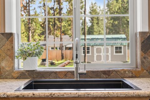 Tiny photo for 17169 Kingsburg Road, Bend, OR 97707 (MLS # 220224282)