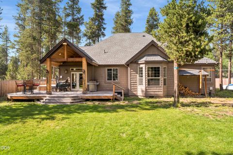 Tiny photo for 17169 Kingsburg Road, Bend, OR 97707 (MLS # 220224282)