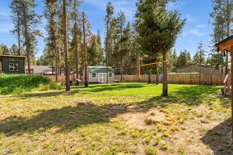 Tiny photo for 17169 Kingsburg Road, Bend, OR 97707 (MLS # 220224282)