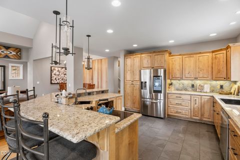 Tiny photo for 17169 Kingsburg Road, Bend, OR 97707 (MLS # 220224282)