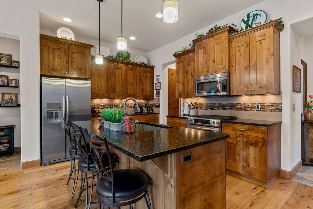 PointsWest - Residential