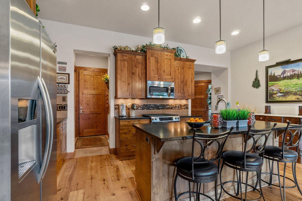 PointsWest - Residential