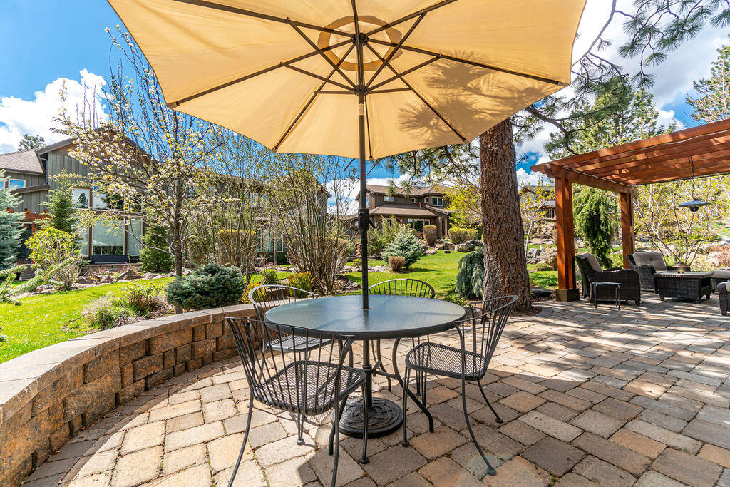 PointsWest - Residential