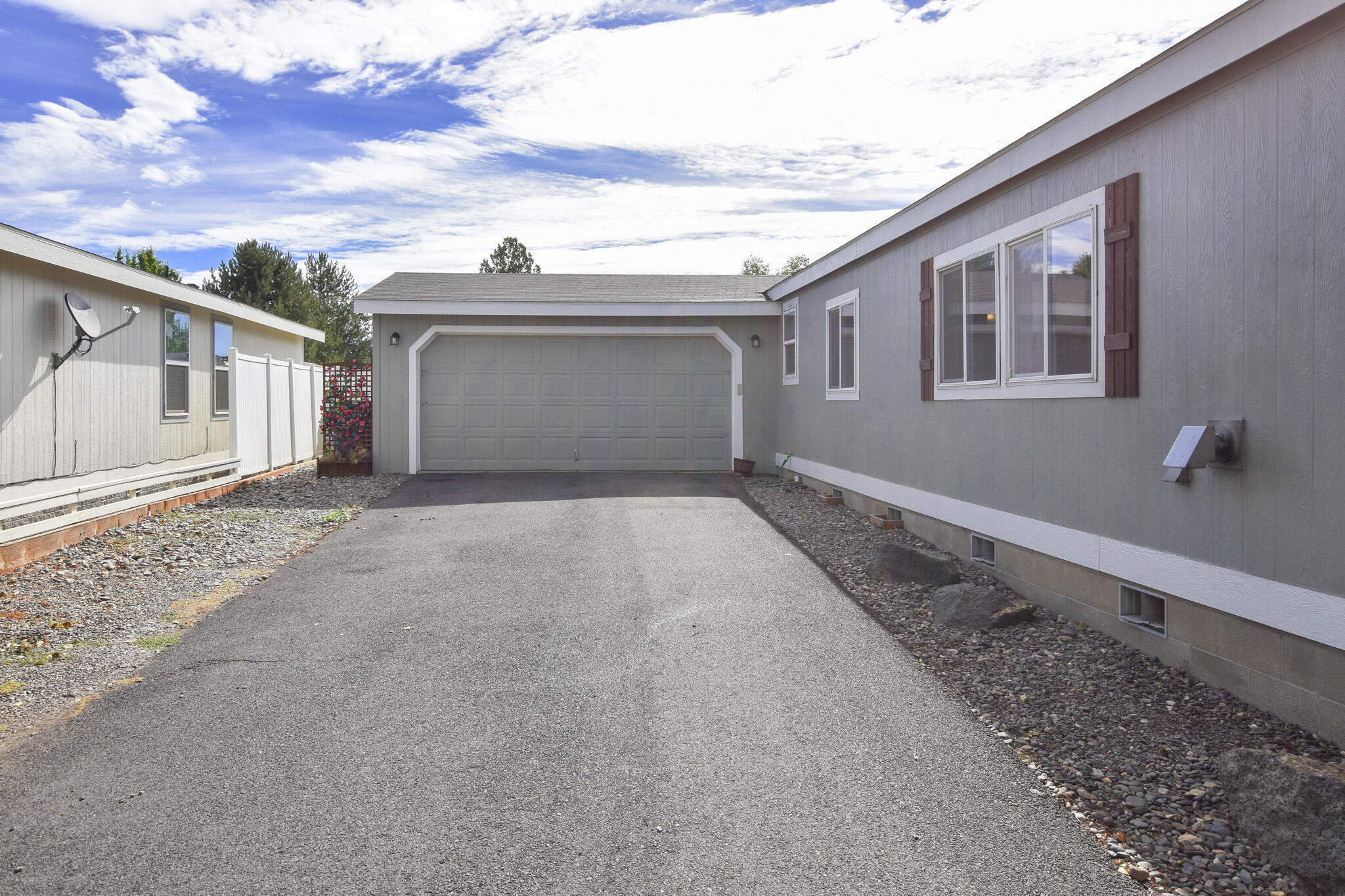 2447 SW Mariposa Loop