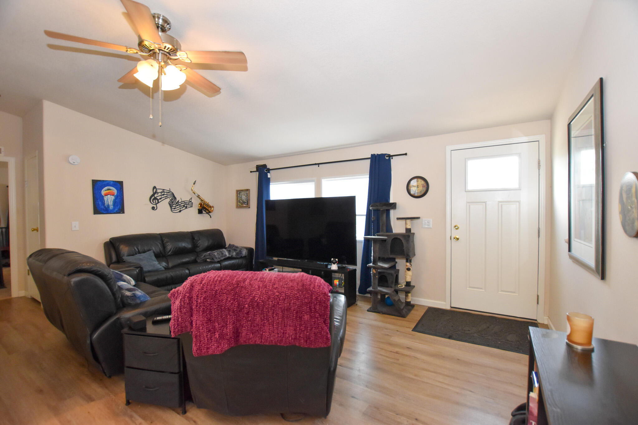 2447 SW Mariposa Loop