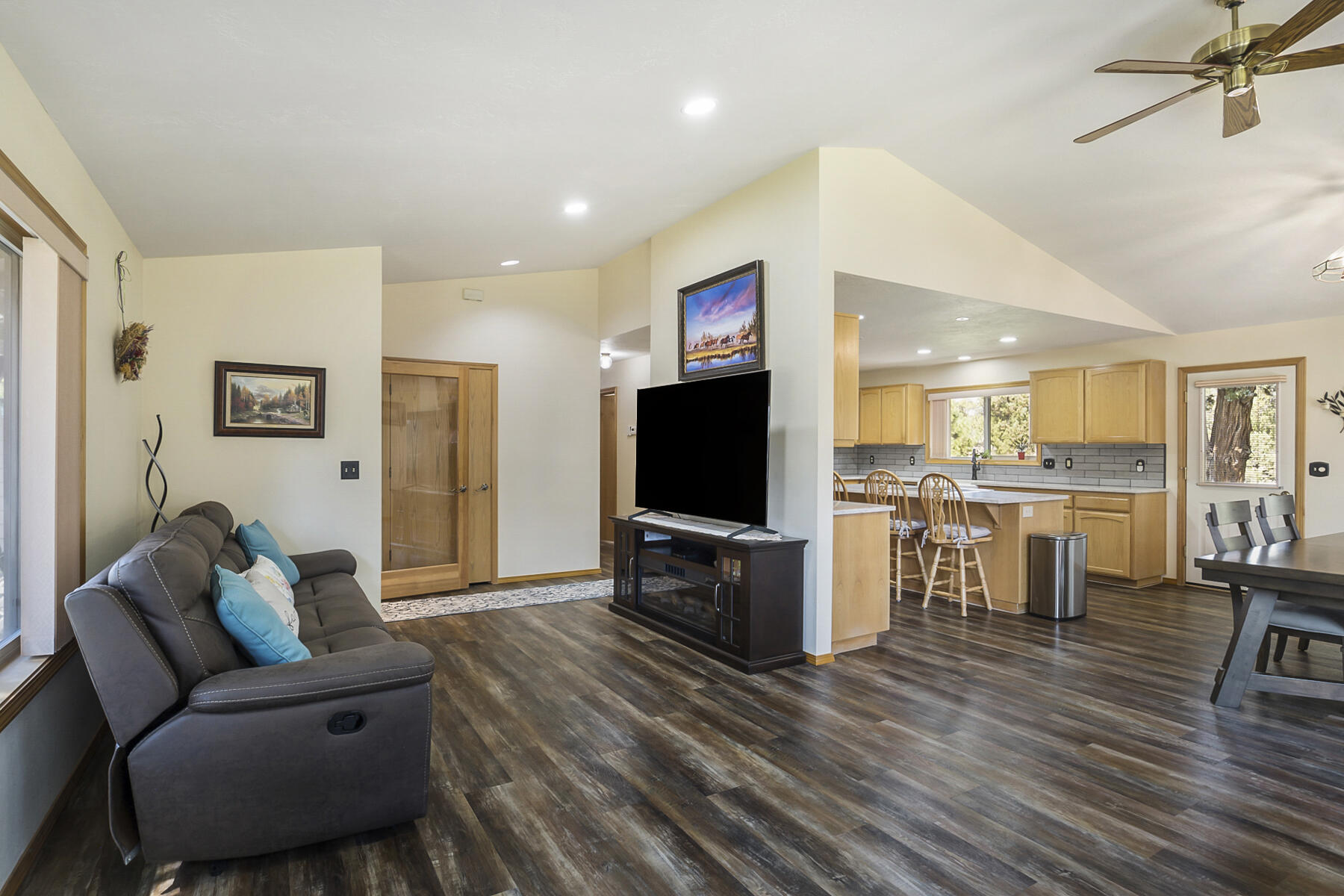 Boonesborough - Residential