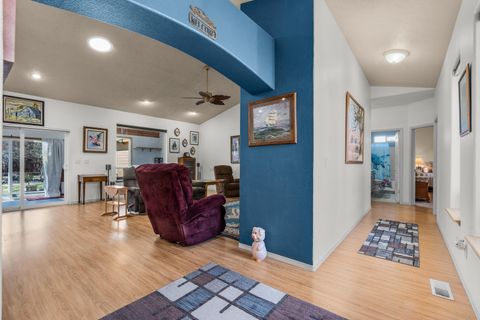 Tiny photo for 14300 SW Chickadee Road, Terrebonne, OR 97760 (MLS # 220216685)