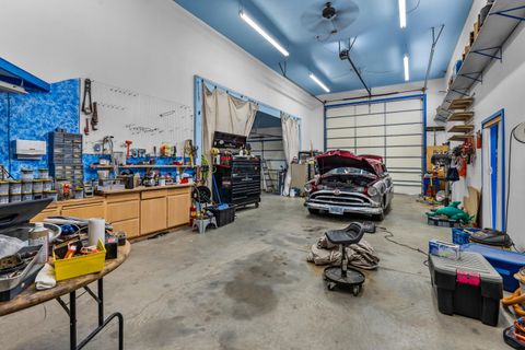 Tiny photo for 14300 SW Chickadee Road, Terrebonne, OR 97760 (MLS # 220216685)