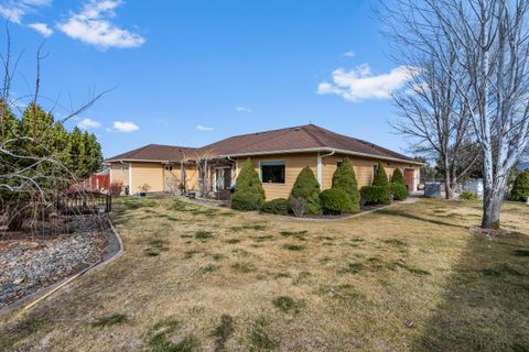 Tiny photo for 14300 SW Chickadee Road, Terrebonne, OR 97760 (MLS # 220216685)
