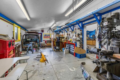 Tiny photo for 14300 SW Chickadee Road, Terrebonne, OR 97760 (MLS # 220216685)