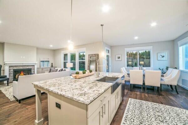 Eagle Point Golf Community - Residential