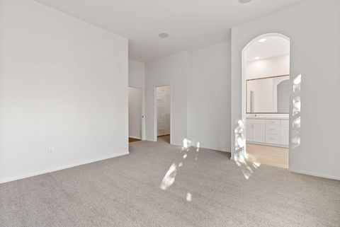 Tiny photo for 61624 Suttle Lake Court SW, Bend, OR 97702 (MLS # 220212332)