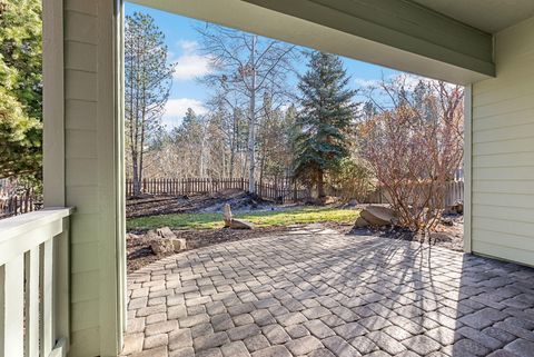 Tiny photo for 61624 Suttle Lake Court SW, Bend, OR 97702 (MLS # 220212332)