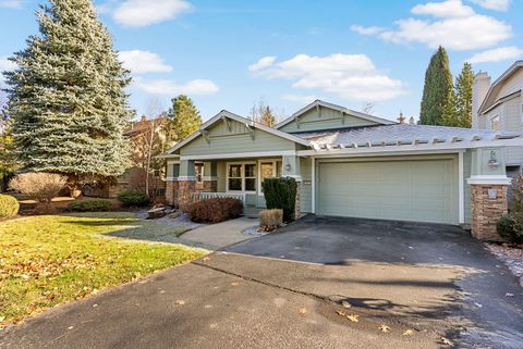 Tiny photo for 61624 Suttle Lake Court SW, Bend, OR 97702 (MLS # 220212332)
