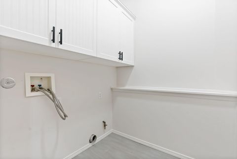 Tiny photo for 61624 Suttle Lake Court SW, Bend, OR 97702 (MLS # 220212332)