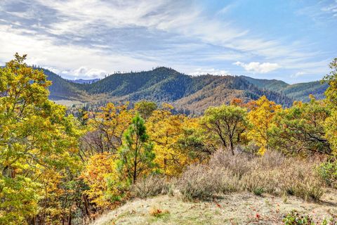 Tiny photo for 17252 N Applegate Road, Grants Pass, OR 97527 (MLS # 220211691)