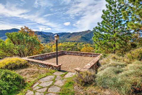 Tiny photo for 17252 N Applegate Road, Grants Pass, OR 97527 (MLS # 220211691)