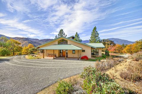 Tiny photo for 17252 N Applegate Road, Grants Pass, OR 97527 (MLS # 220211691)
