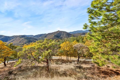 Tiny photo for 17252 N Applegate Road, Grants Pass, OR 97527 (MLS # 220211691)
