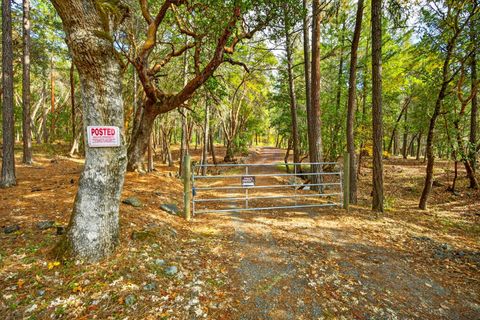 Tiny photo for 17252 N Applegate Road, Grants Pass, OR 97527 (MLS # 220211691)