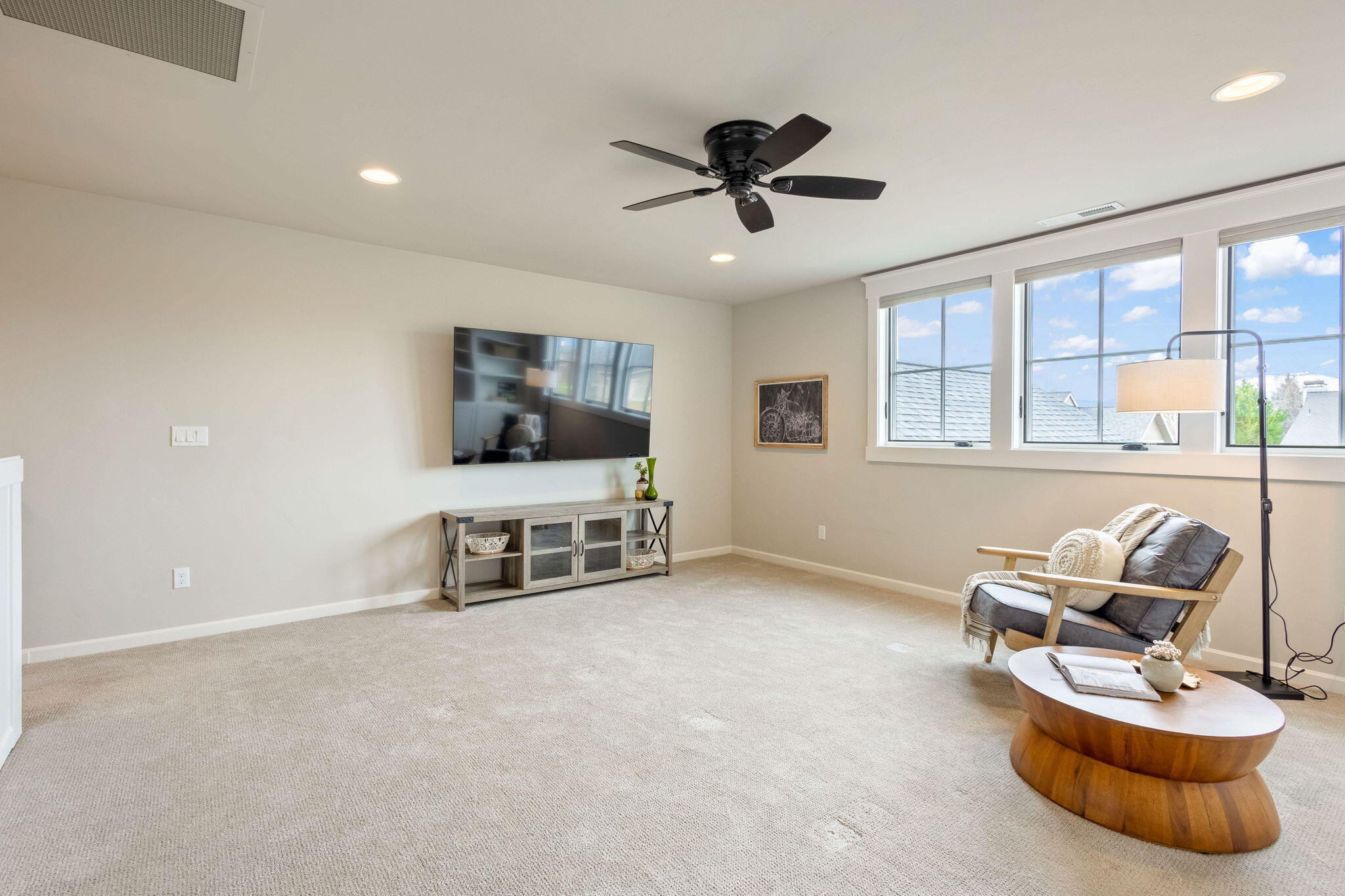 Pine Meadow Vill - Residential