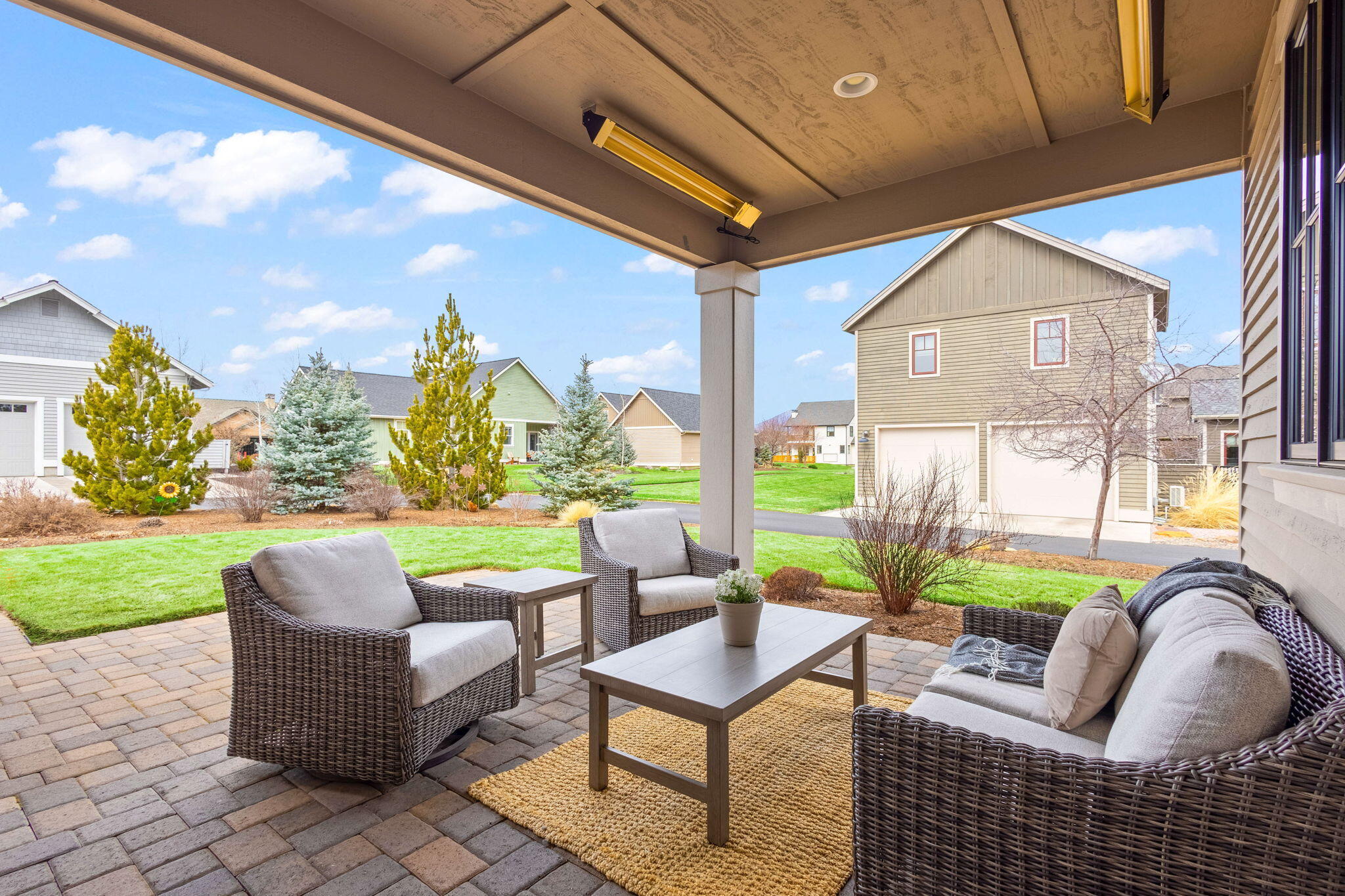 Pine Meadow Vill - Residential