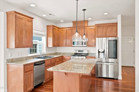 Tiny photo for 88 Pineridge Lane, Eagle Point, OR 97524 (MLS # 220224374)