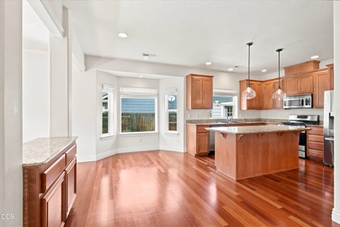 Tiny photo for 88 Pineridge Lane, Eagle Point, OR 97524 (MLS # 220224374)