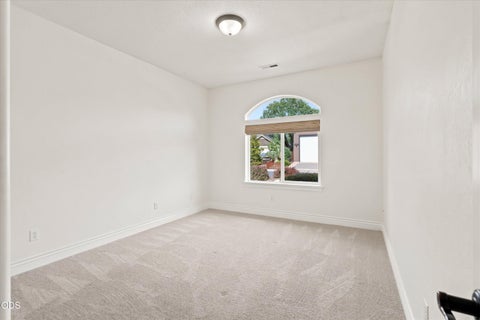 Tiny photo for 88 Pineridge Lane, Eagle Point, OR 97524 (MLS # 220224374)