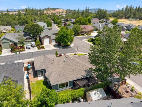 Tiny photo for 88 Pineridge Lane, Eagle Point, OR 97524 (MLS # 220224374)