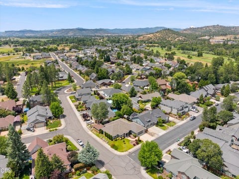 Tiny photo for 88 Pineridge Lane, Eagle Point, OR 97524 (MLS # 220224374)