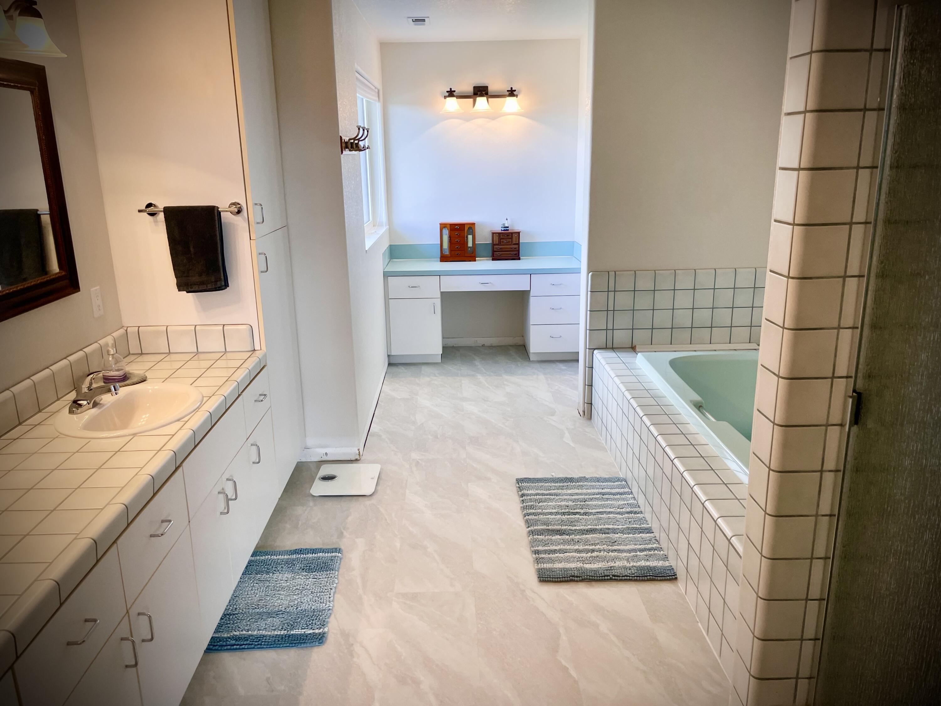 Klamath Falls -Nob Hill - Residential